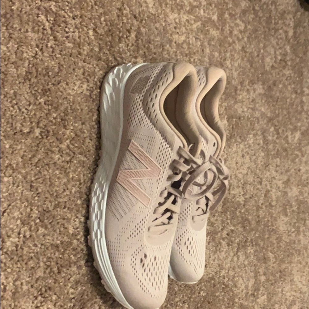 New Balance Arishi V2 Fresh Foam Running Shoe